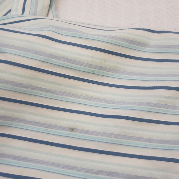 Large Express Design Studio button down stripe - Picture 9 of 11